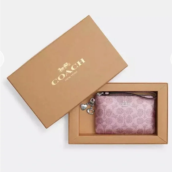 NWT Coach Boxed Corner Zip Wristlet in Signature Canvas w/Charms - Picture 2 of 9